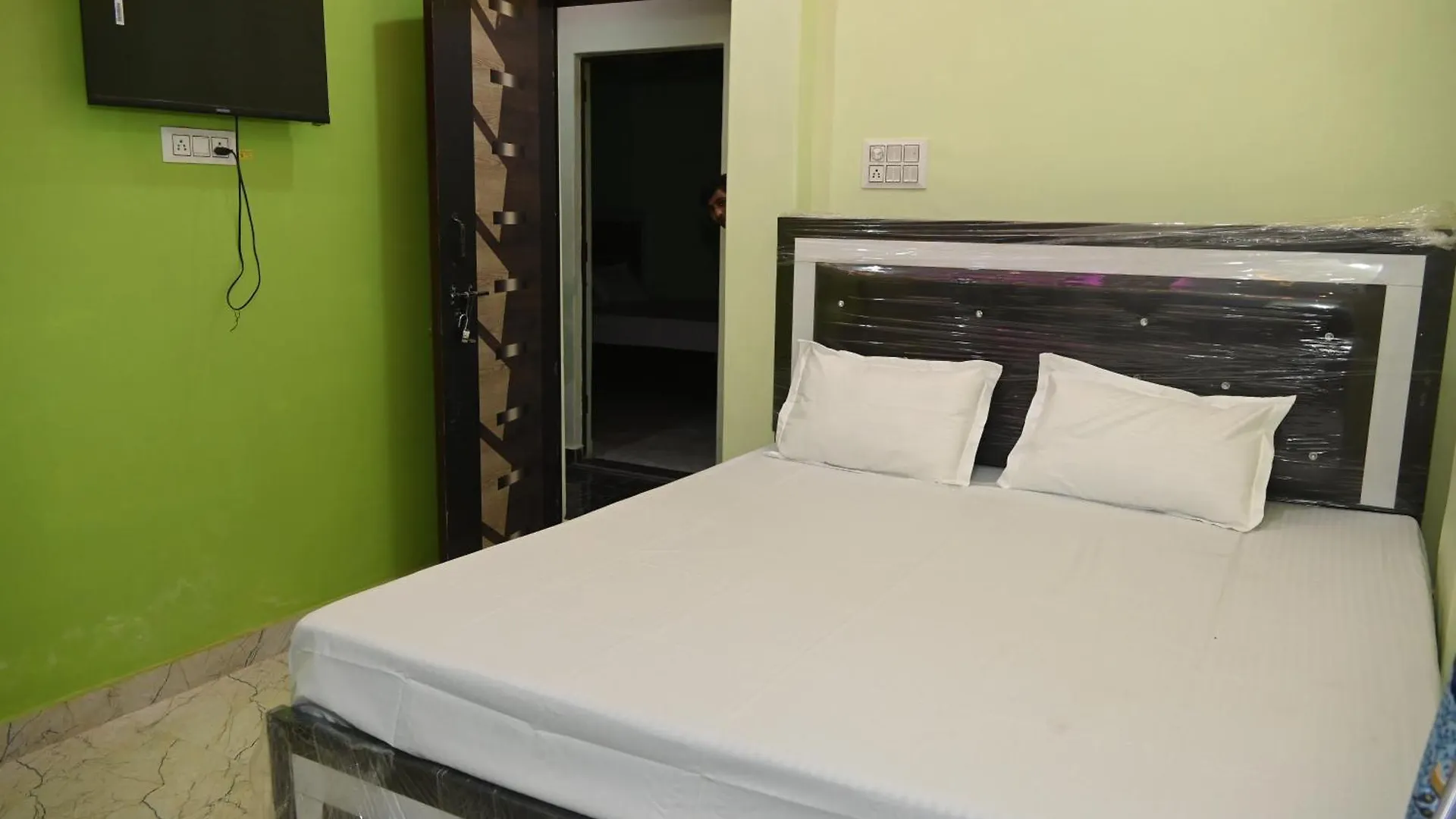 Swagat Paying Guest House Varanasi Near Ganga River